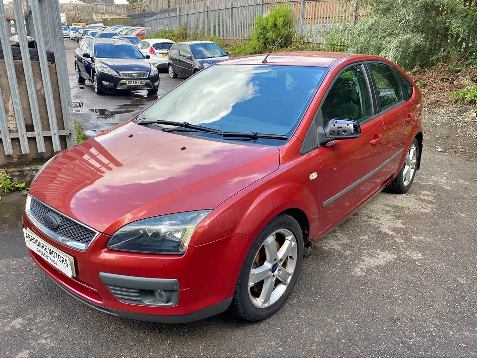 2006 Ford focus aberdare motors