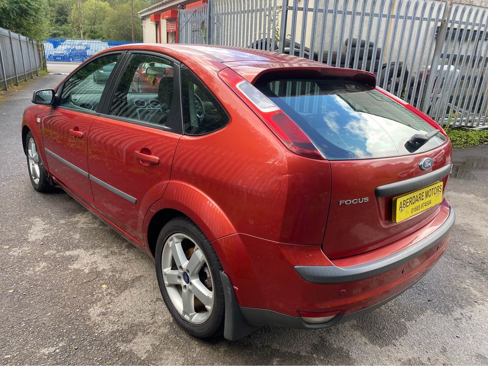 2006 Ford focus aberdare motors