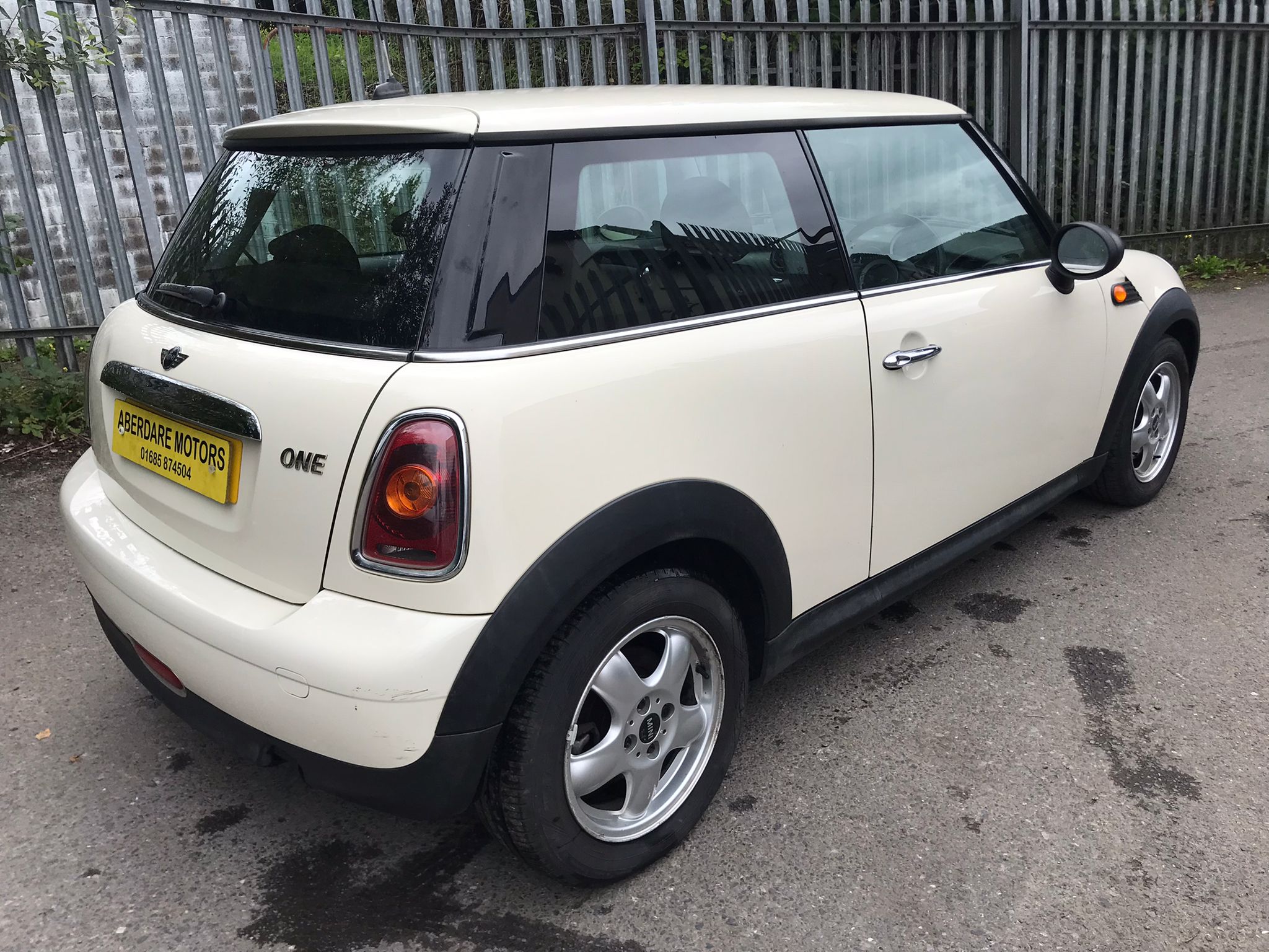 2009 mini cooper 1.4 petrol Aberdare mOTORS