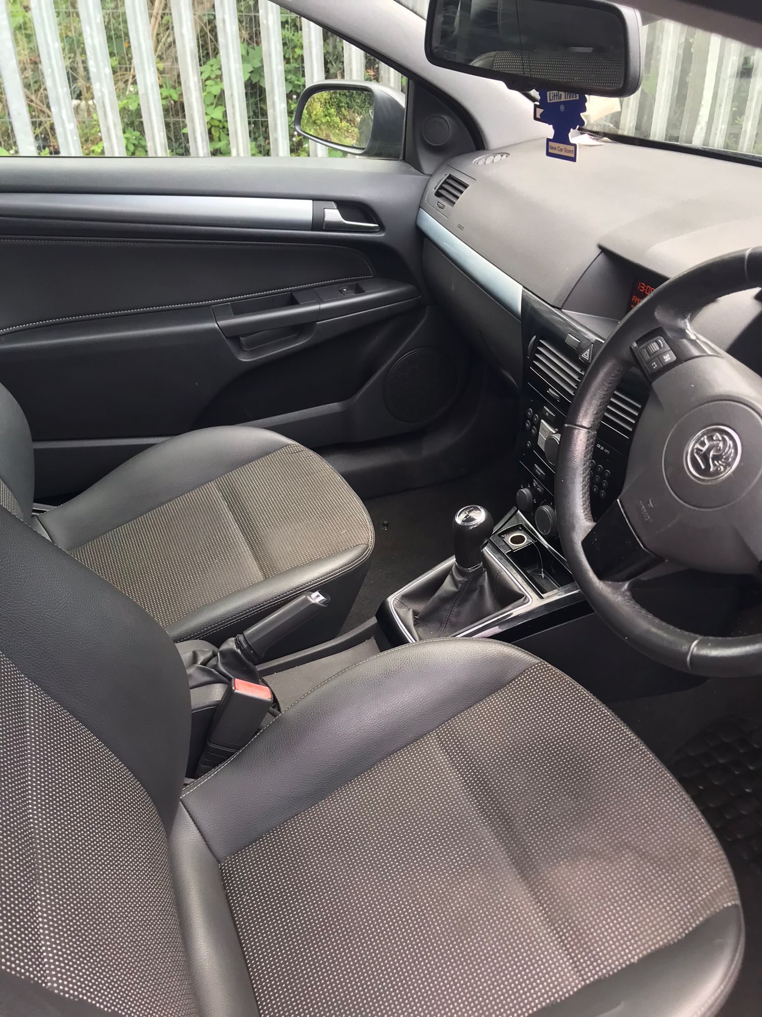 Vauxhall Astra 1.6 petrol Aberdare motors
