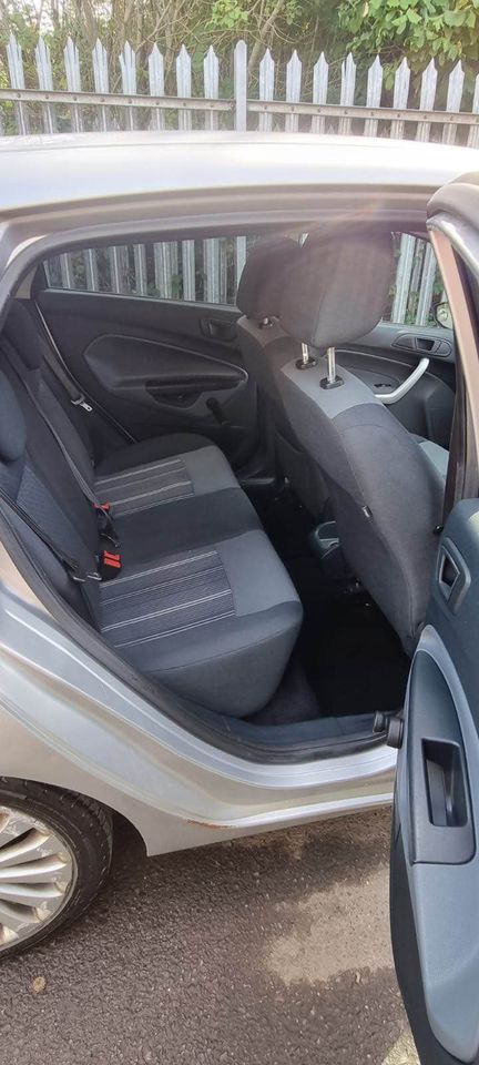 2009 Ford fiesta aberdare motors
