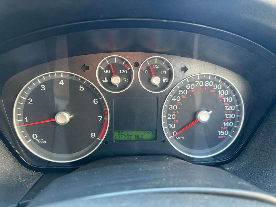2005 Ford focus aberdare motors