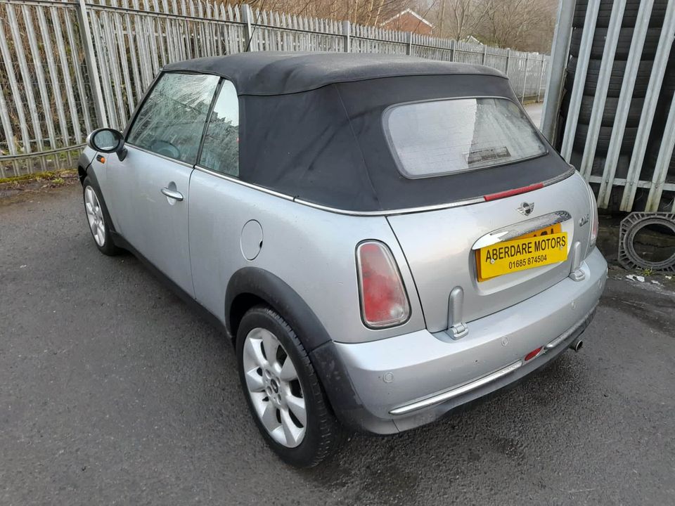 2004 MINI cooper aberdare motors