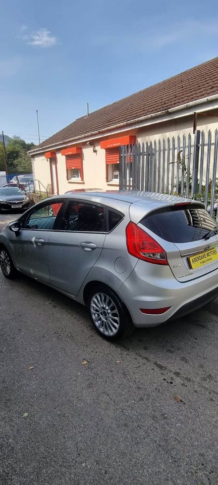 2009 Ford fiesta aberdare motors