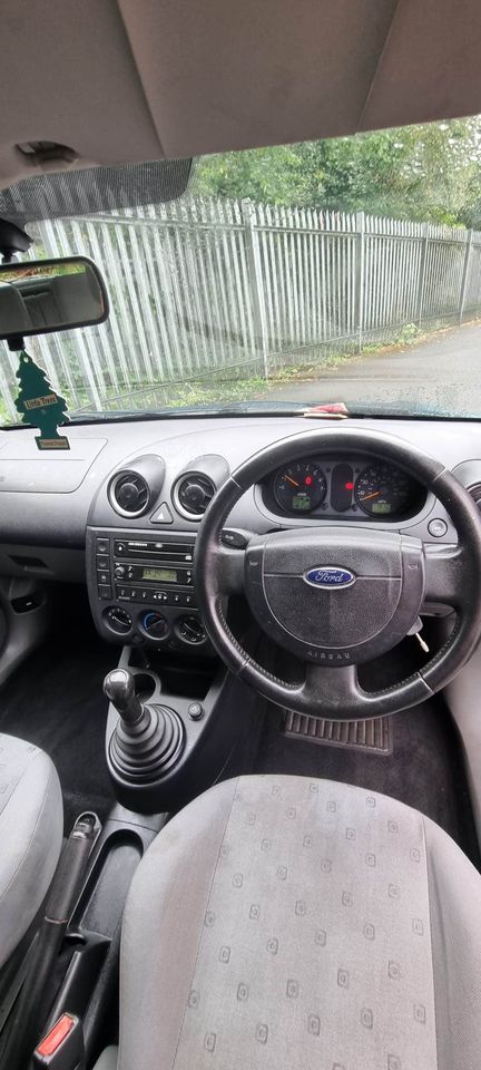 2002 Ford fiesta aberdare motors