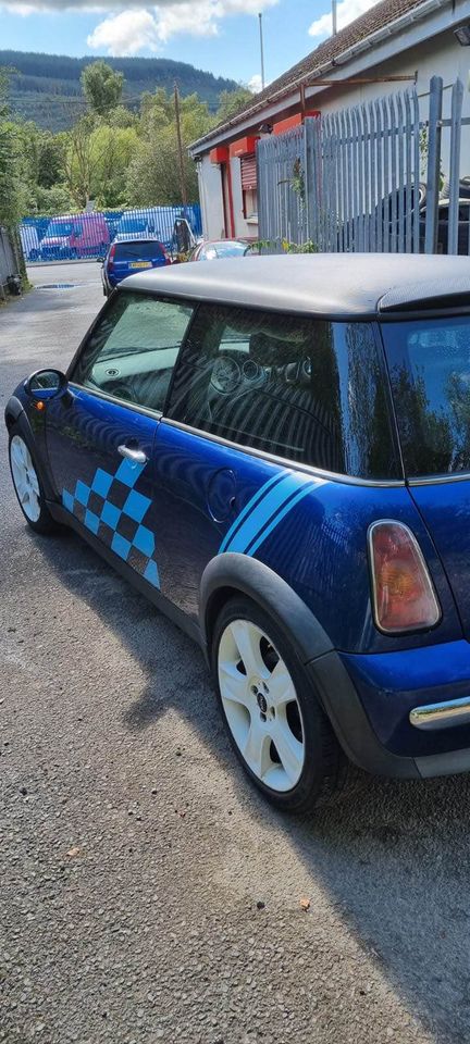 2002 MINI cooper aberdare motors