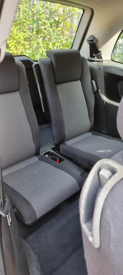 2004 Vauxhall zafira aberdare motors