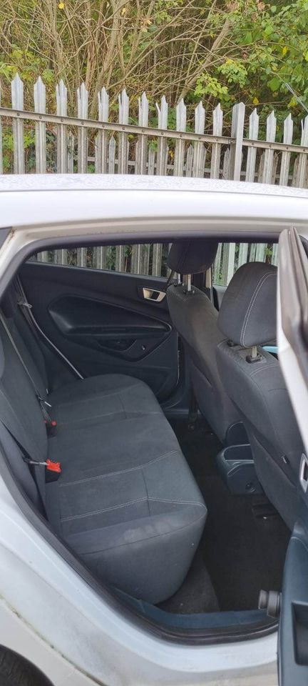 2012 ford fiesta aberdare motors