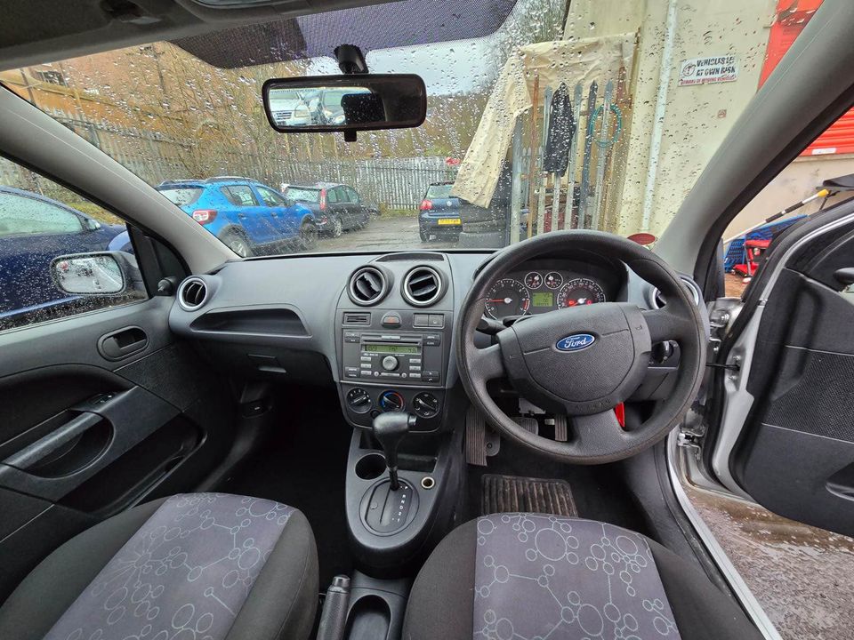 used ford fiesta automatic