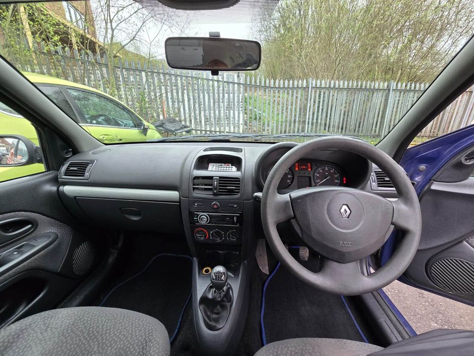 used renault clio